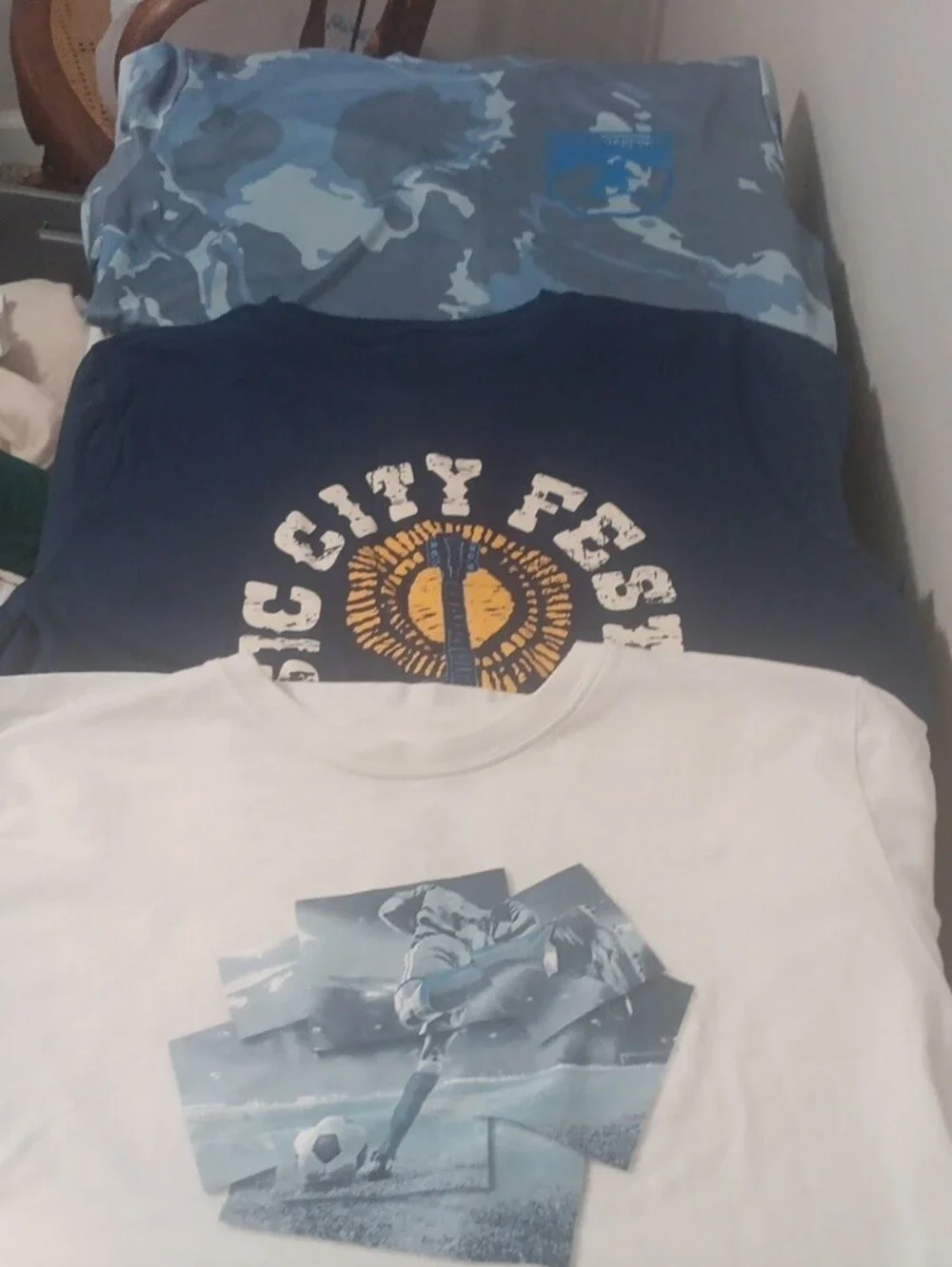 Boys T-shirt Lot 18/20H Multicolor